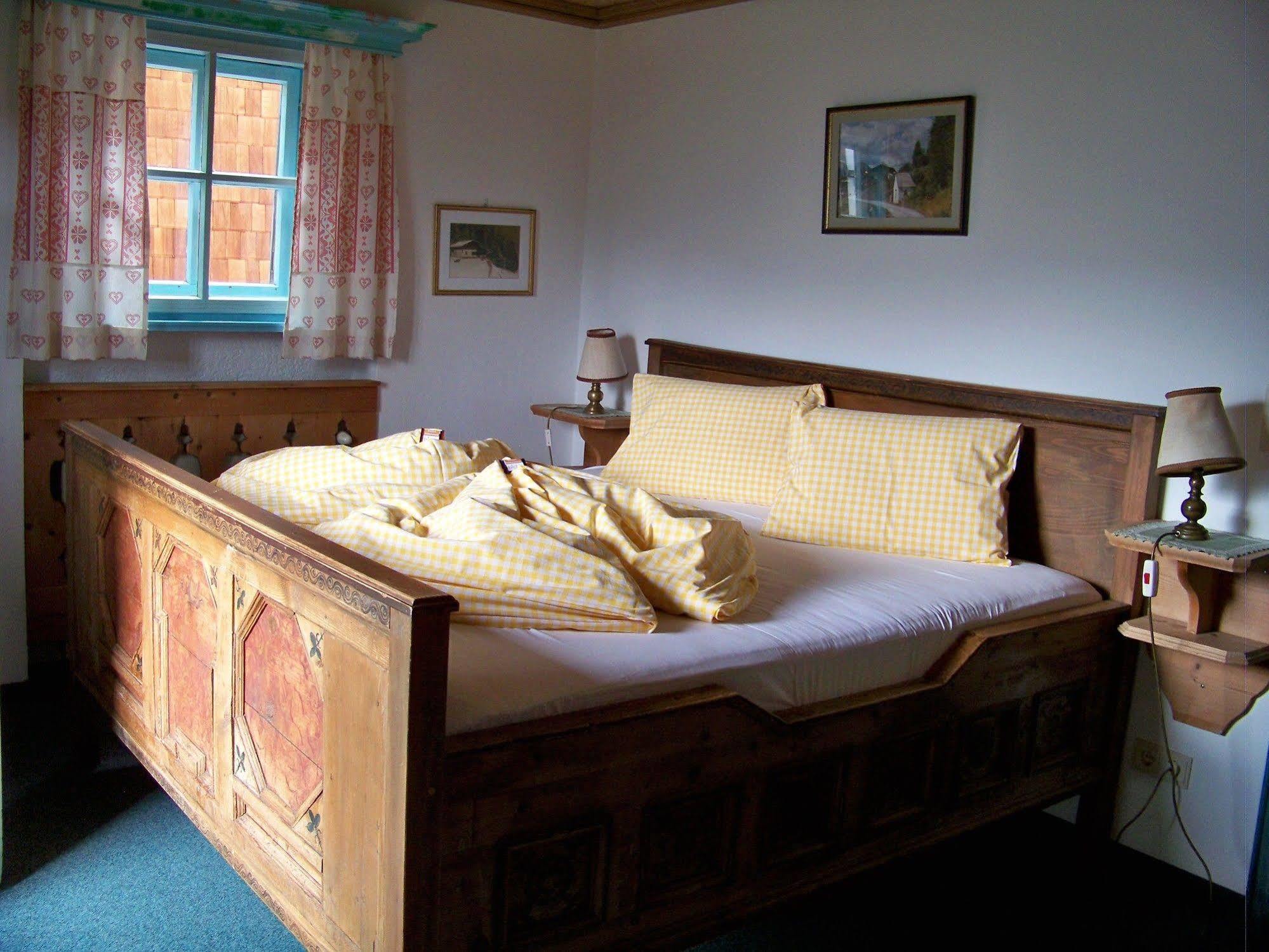 Gaestehaus Bichl Umhausen Zewnętrze zdjęcie